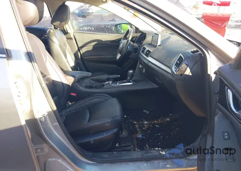 2014 Mazda Mazda3 S Touring z USA, uszkodzony, nr VIN JM1BM1V34E1129379